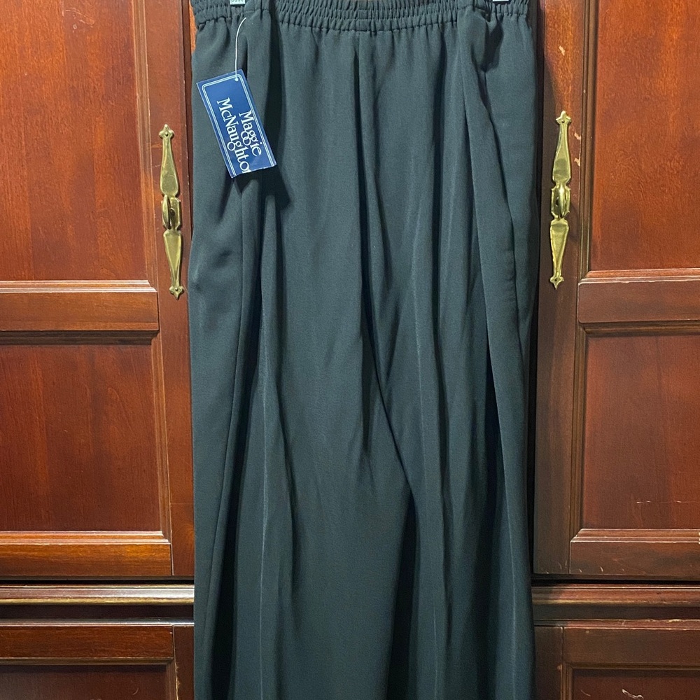 Maggie McNaughton vintage Black pull on elastic waist plus size 24W pants